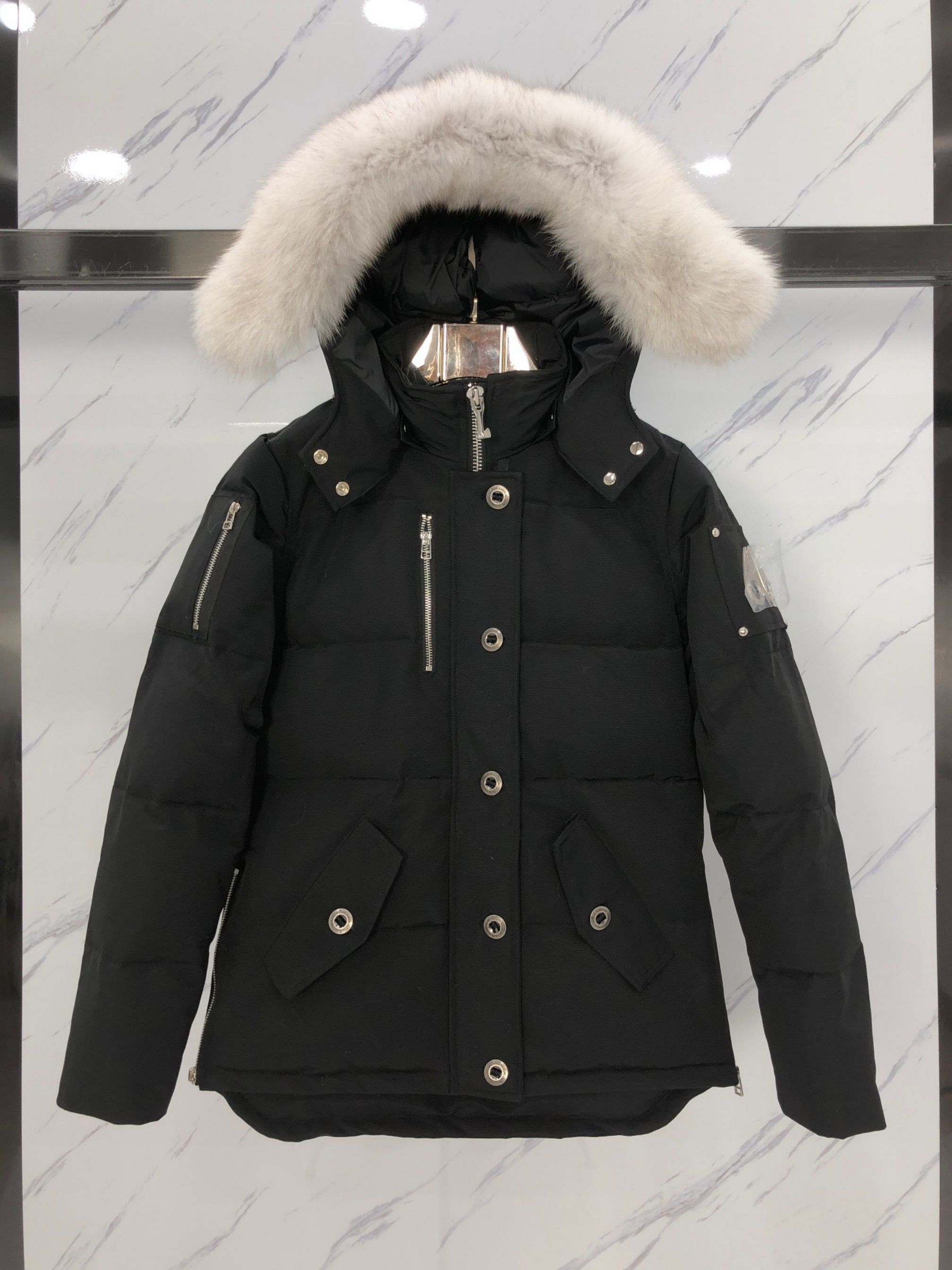 Women's Cropped Black Puffer Coat | Moose Knuckles